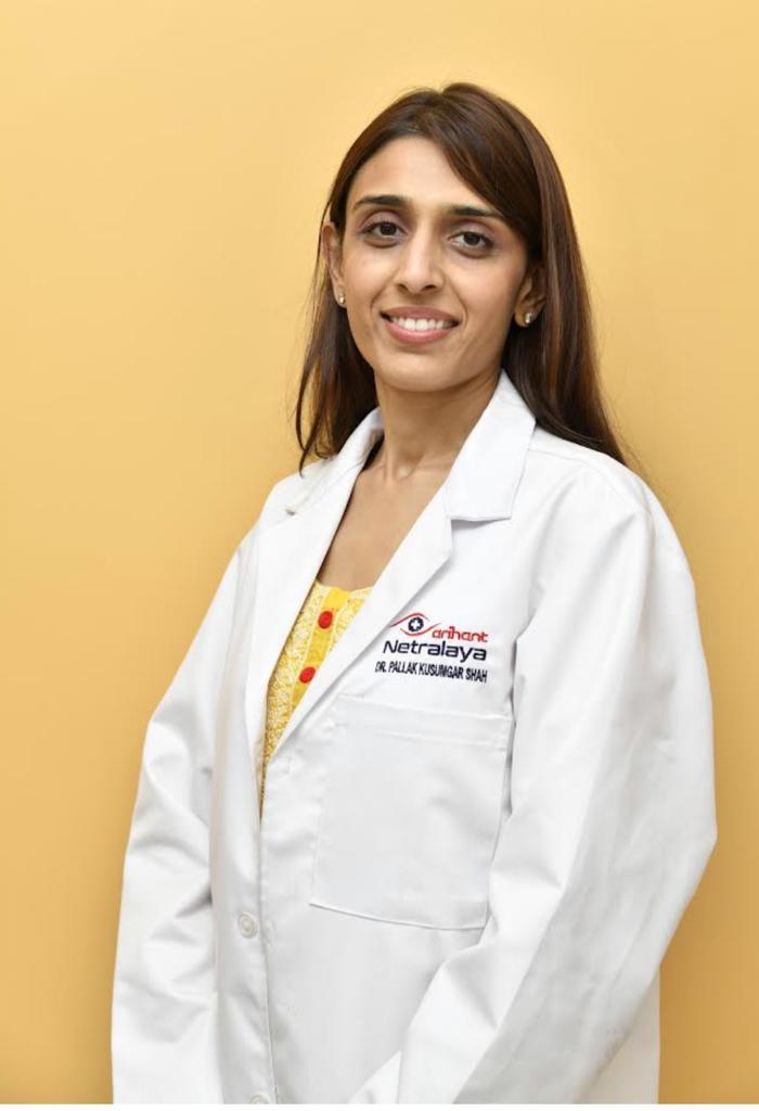 Dr. Pallak Kusumgar